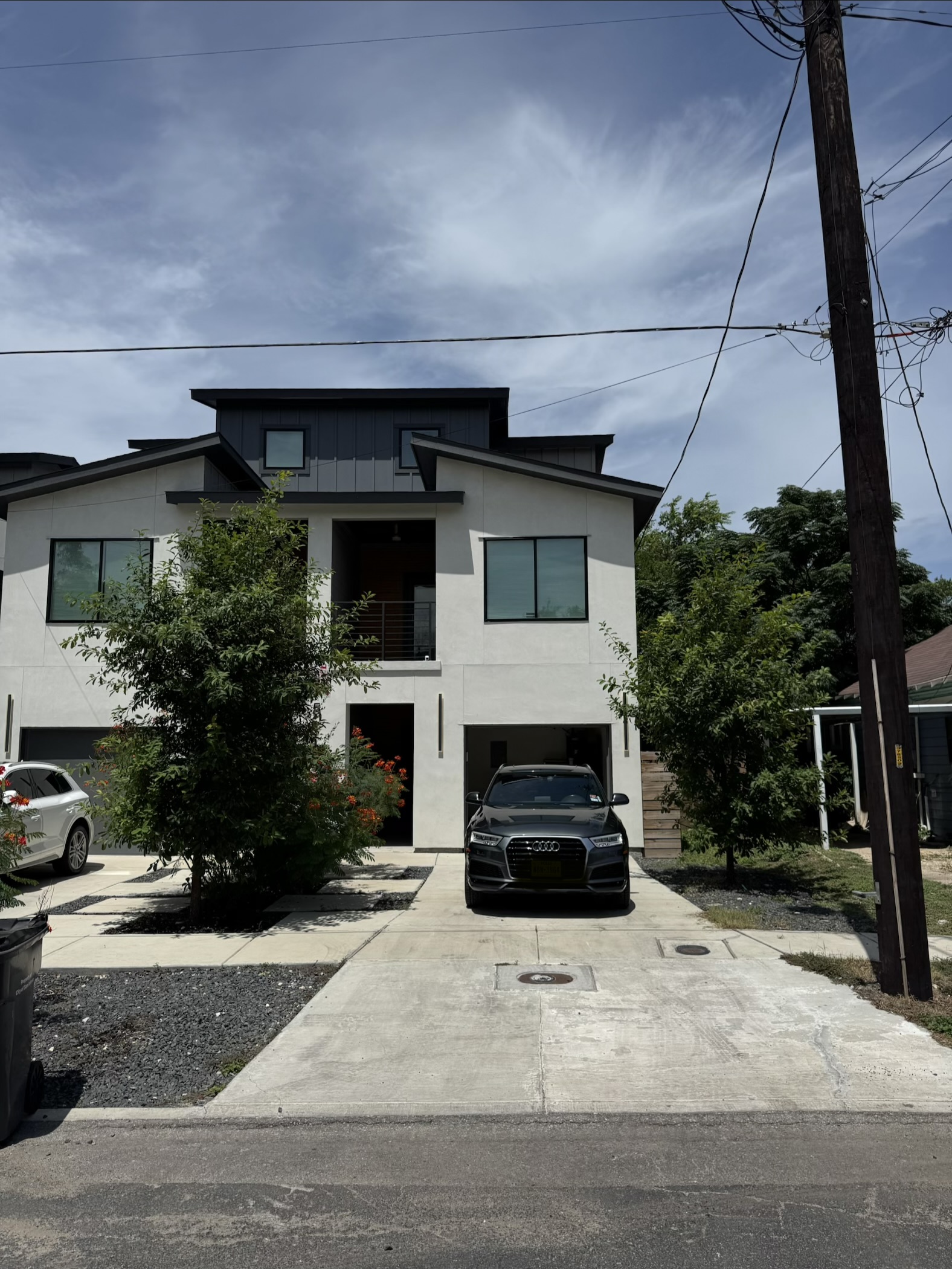 Photo of 511 S Olive St